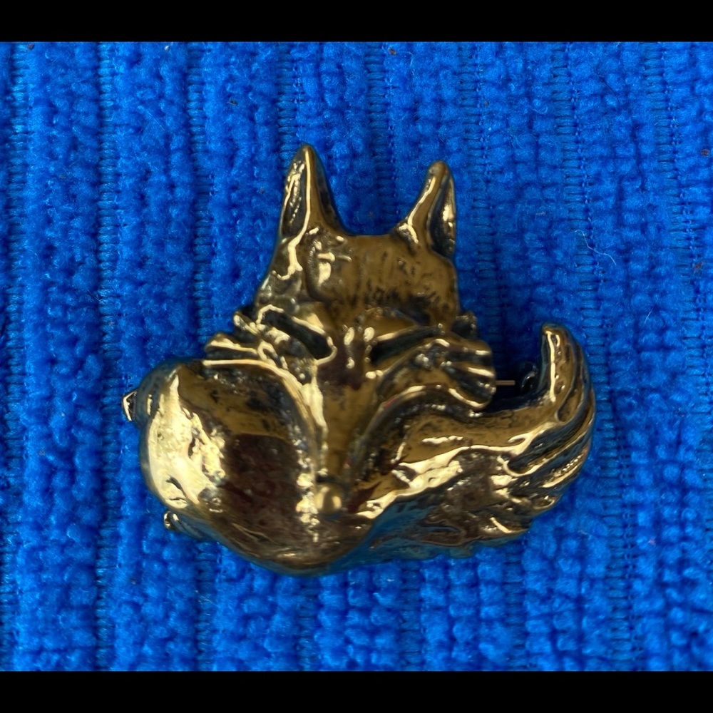Bronze Colored Fox Pin